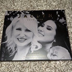 Jaclyn Cosmetic Palette